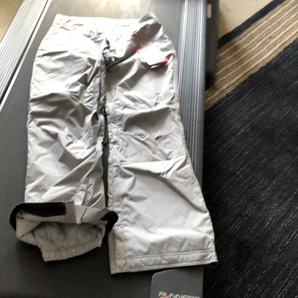 Betty Rides (L) snowboard Classic Rocker - Picture 2 of 16